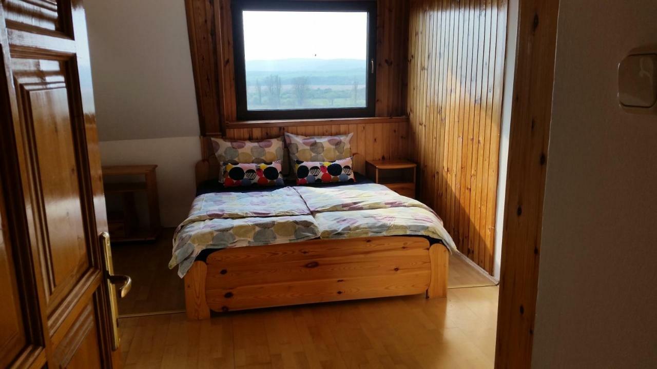 Classy Panorama Apartman ティハニ エクステリア 写真