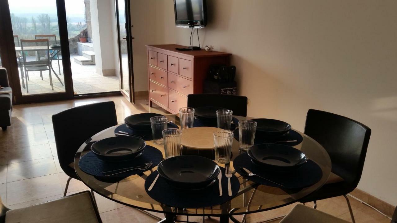 Classy Panorama Apartman ティハニ エクステリア 写真